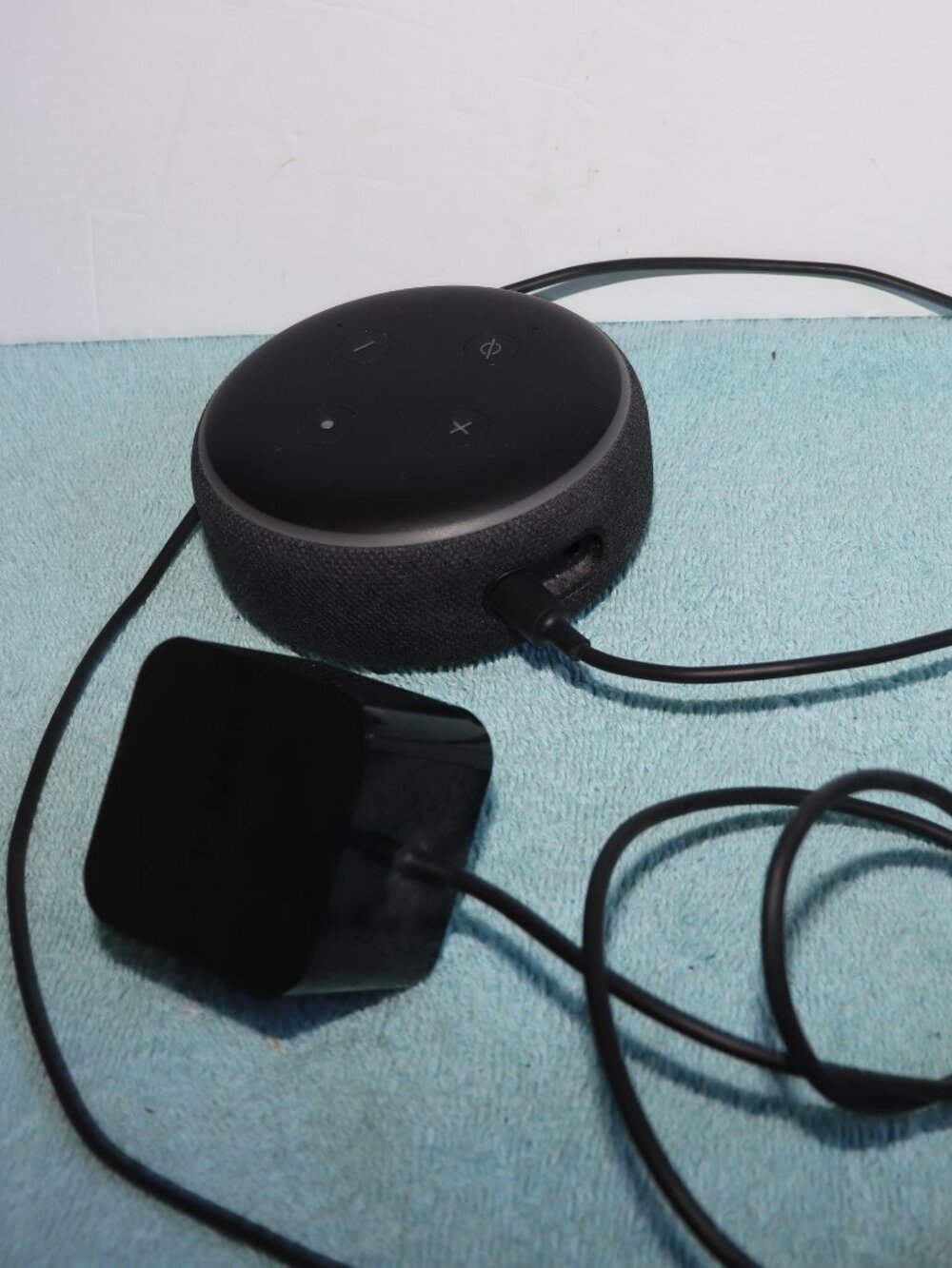 Amazon Echo Dot 3rd Gen D9N29T Alexa Smart Speaker Charcoal w/ Power Adapter